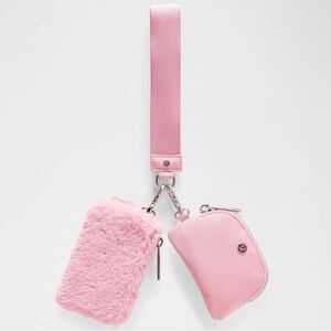 Lululemon Dual Pouch Wristlet Plush Fleece in Pink Tide